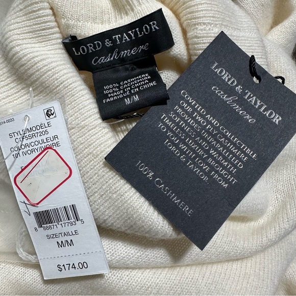 Lord & Taylor Cream Cashmere Turtleneck Sweater SZ Medium Timeless Old Money NWT - Picture 2 of 5